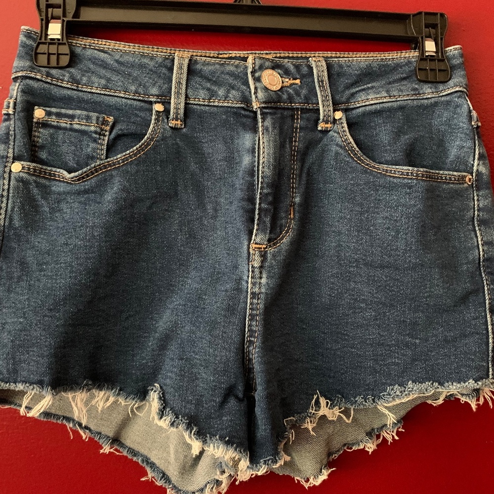 GUESS Frayed Shorts